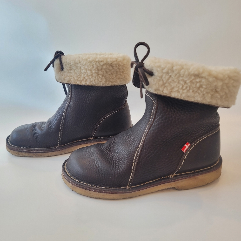 Duckfeet Arhus Boots Chocolate Brown Leather Shearling Lined Womens US 9.5 EU 40